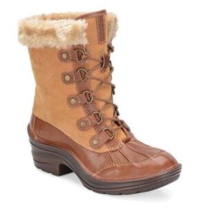 NWOB Bionica Leather Rosemount Waterproof Shearling Lined Winter Snow Boots